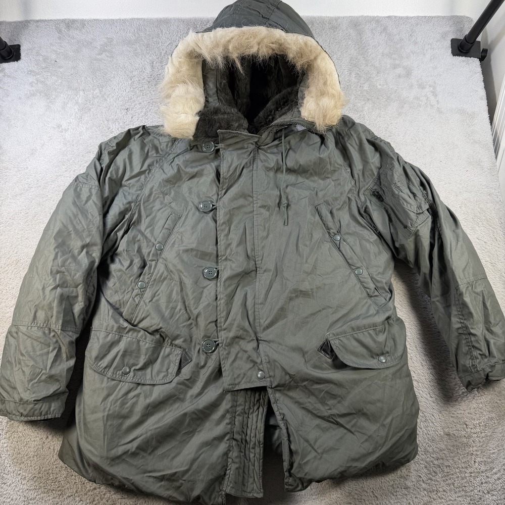 US Military Type N-3B Extreme Cold Weather Parka Large Green Fur USPS Stencil